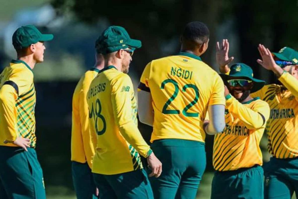 Off-field Issues Cramp Australia with Series Up for Grabs
