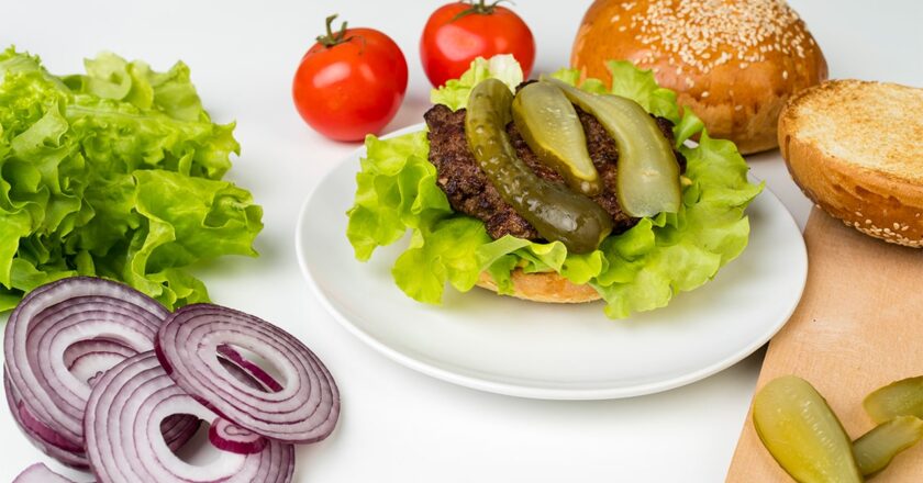 Food’s Cabbage and Hamburger Delight Recipe